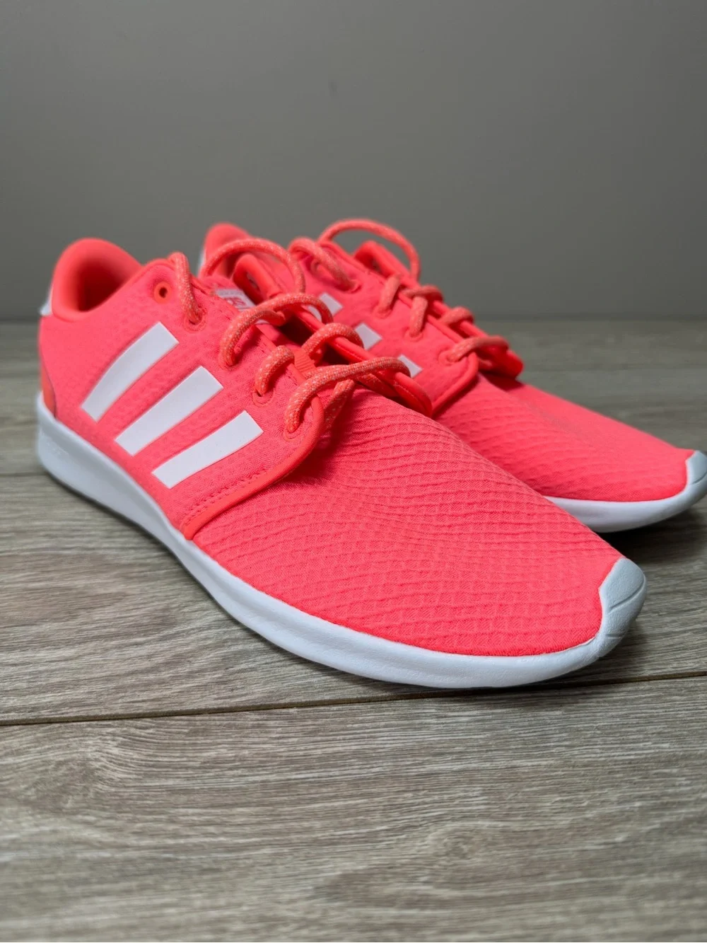 ADIDAS Bright Coral Cloudfoam QT Racer Comfort Running Shoes Women’s Size 9